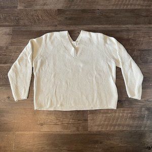 H&M White V-Neck Sweater Small